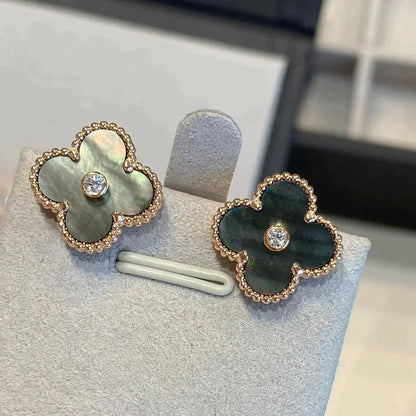 [Lunabriance]CLOVER MEDIUM 1 MOTIFS GRAY MOP  DIAMOND EARRINGS