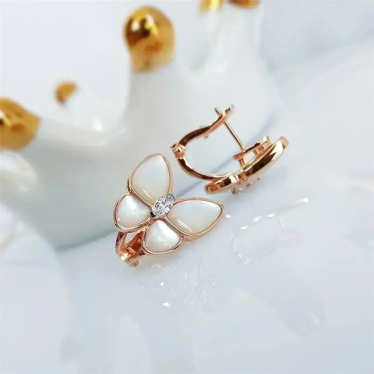 [Lunabriance]BUTTERFLY MOP DIAMOND EARRINGS