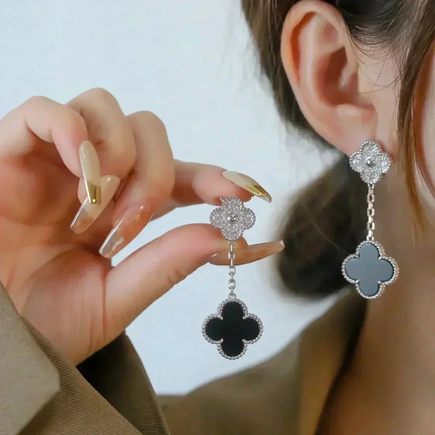 [Lunabriance]CLOVER 2 MOTIFS  DIAMOND ONYX EARRINGS SILVER