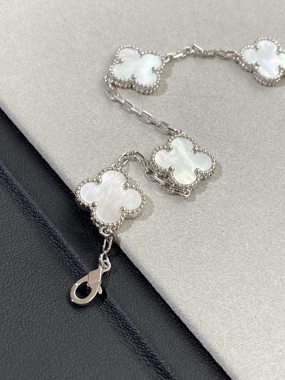 [Luna Brilliance]CLOVER WHITE PEARL MOP 5 MOTIF BRACELET COLLECTION