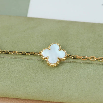 [Luna Brilliance]CLOVER WHITE PEARL MOP 5 MOTIF BRACELET COLLECTION