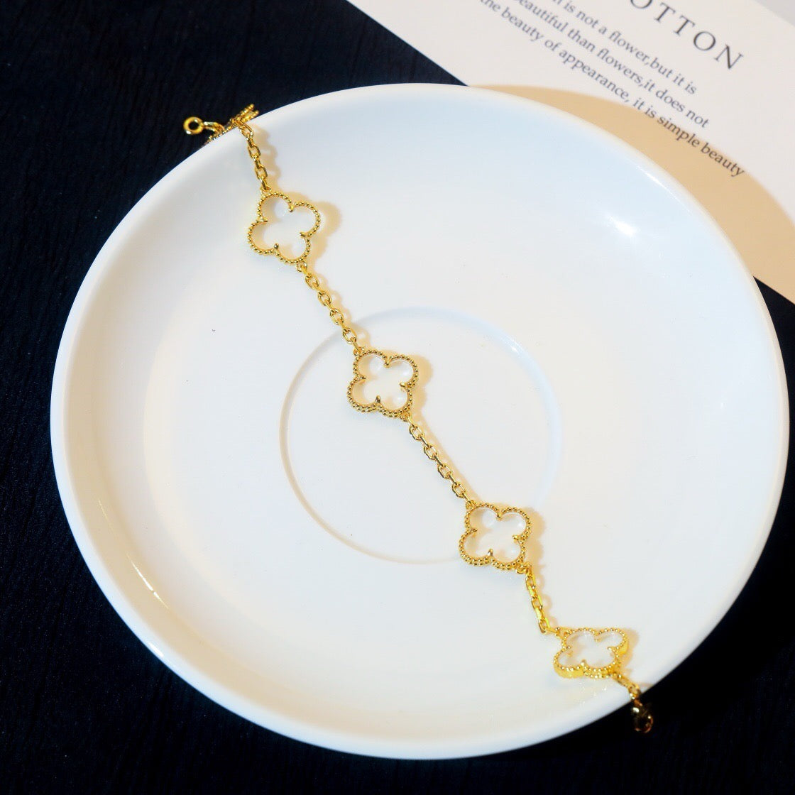[Lunabriance]CLOVER 5 MOTIF ROCK CRYSTAL PINK GOLD BRACELET