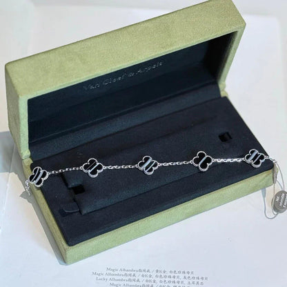 [Luna Brilliance]CLOVER 5 MOTIF PULSAR STONE BRACELET COLLECTION