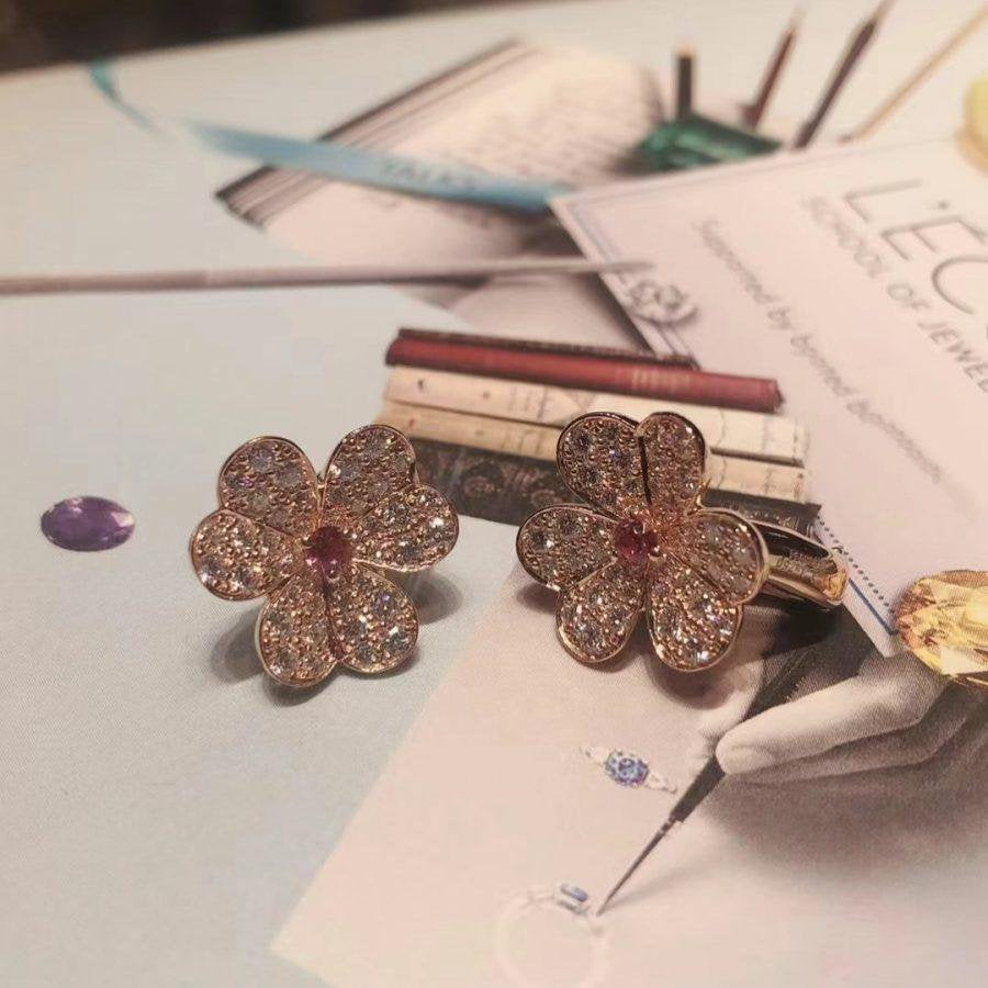 [Lunabriance]FRIVOLE PINK GOLD FLOWER DIAMOND EARRINGS