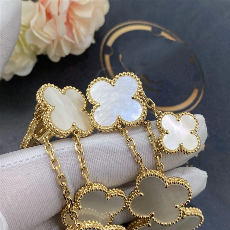 [Lunabriance]CLOVER EARRINGS WHITE MOP 4 MOTIFS GOLD