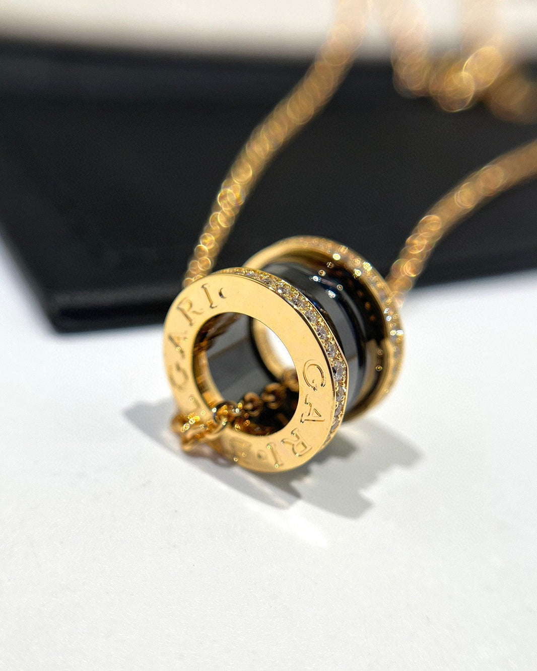 [Luna Brilliance]ZERO 1 BLACK CERAMIC DIAMOND PINK GOLD NECKLACE